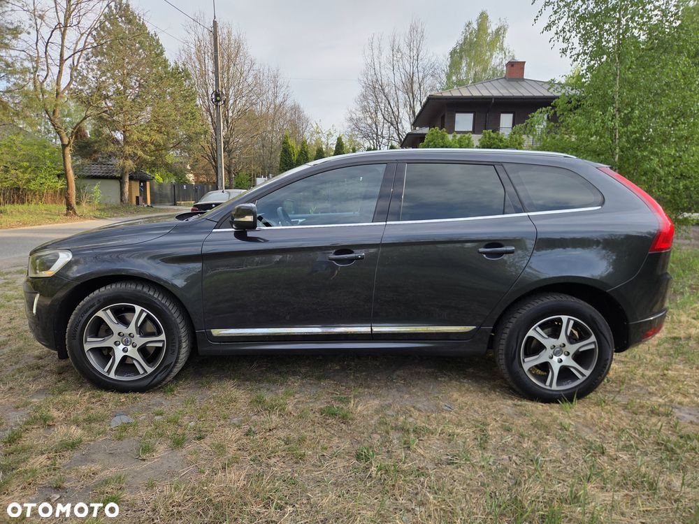 Volvo XC 60 - 4