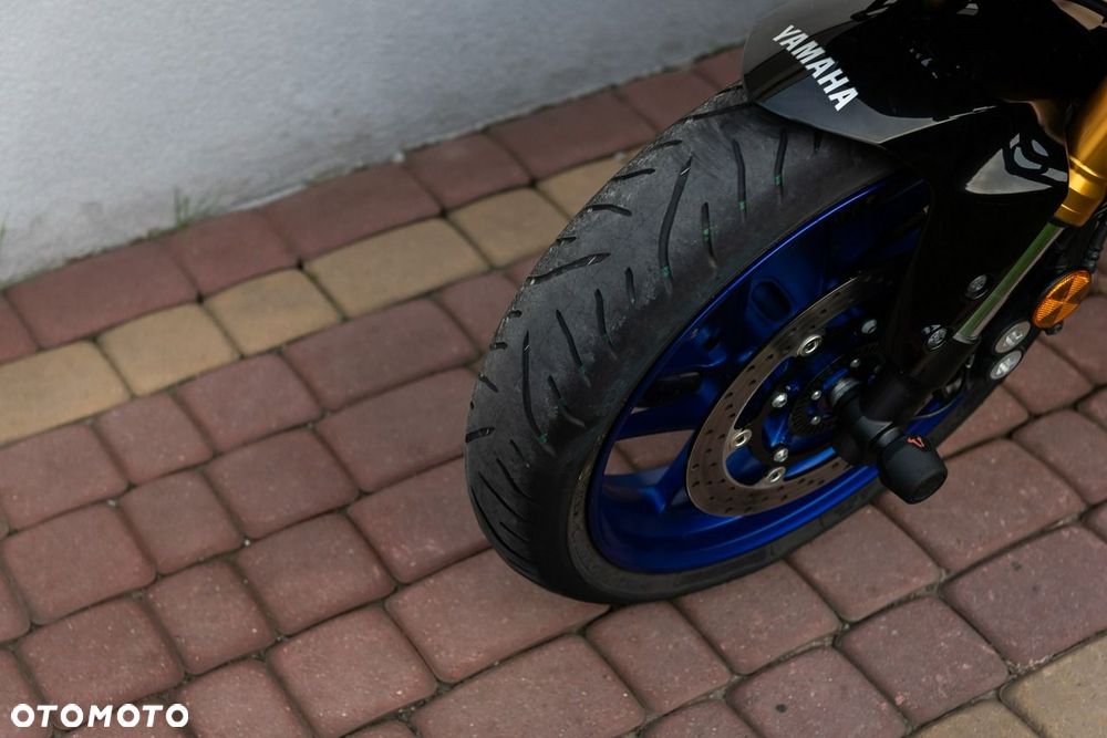 Yamaha MT - 9