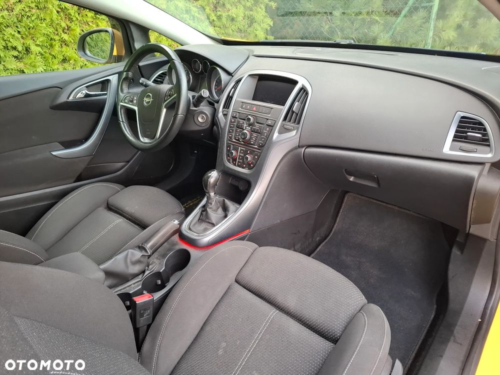 Opel Astra - 10