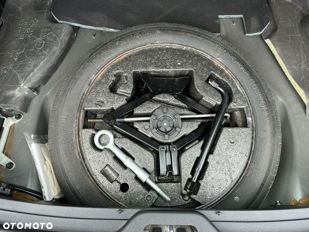 Volvo XC 60 D4 Geartronic Kinetic - 30