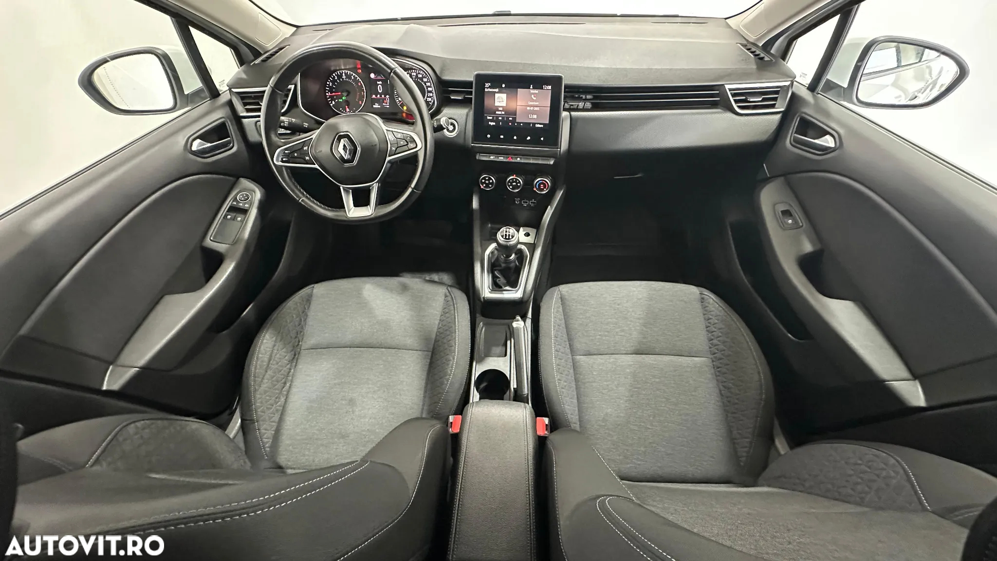 Renault Clio V TCe Zen - 4