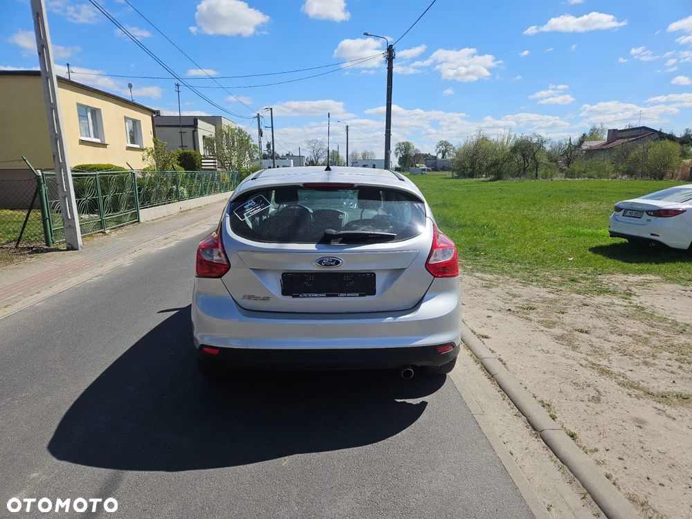 Ford Focus - 8