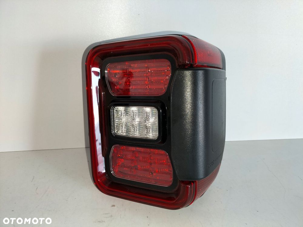 lampa tylna tył prawa jeep gladiator jt 19- led - 1