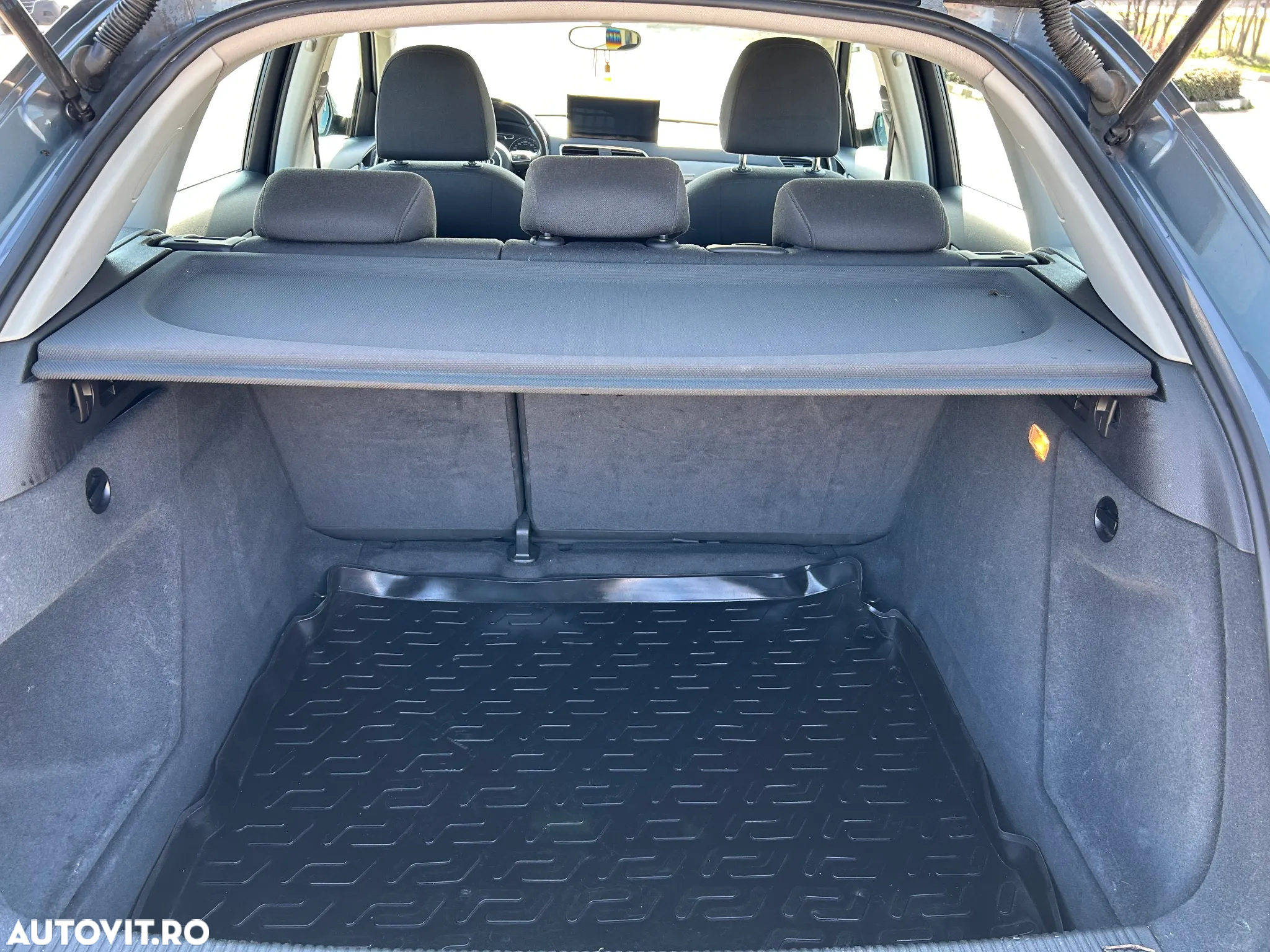 Audi Q3 2.0 TDI Quattro S-Tronic - 9