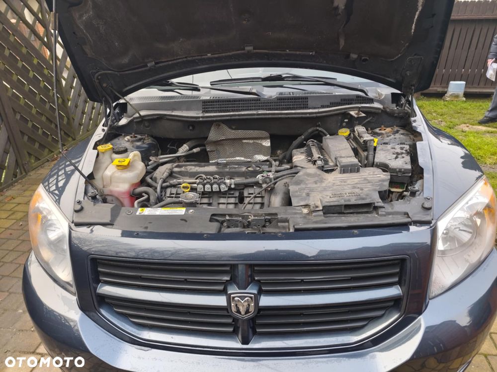 Dodge Caliber - 8