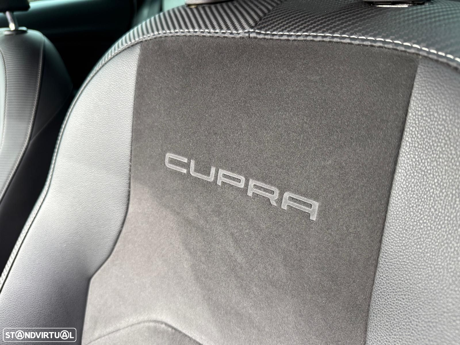 SEAT Leon ST 2.0 TSI Cupra 4Drive DSG S/S - 25