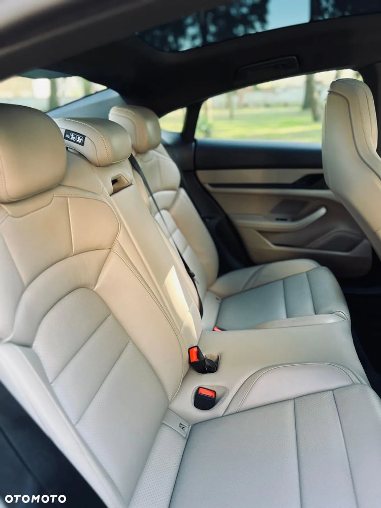 Porsche Taycan 89kWh - 22