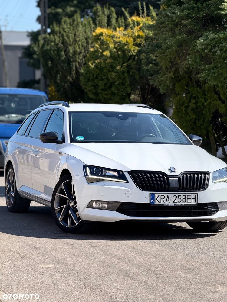 Skoda Superb 2.0 TDI Sportline DSG7 - 9