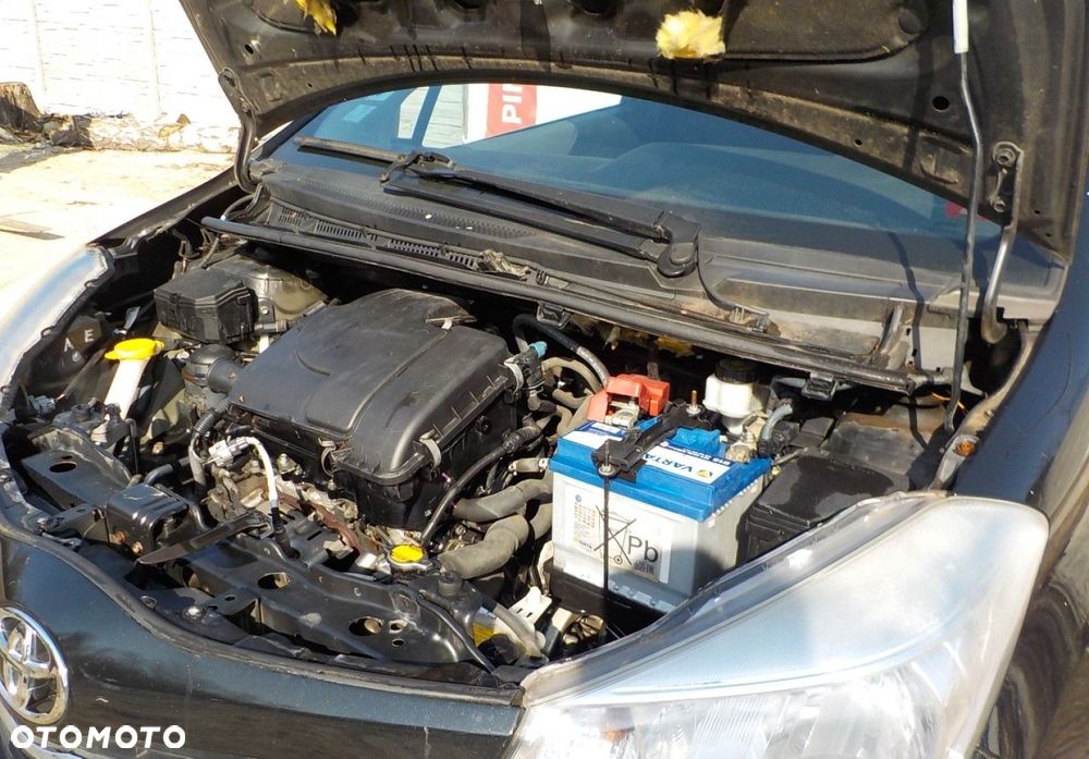 Toyota Yaris - 6