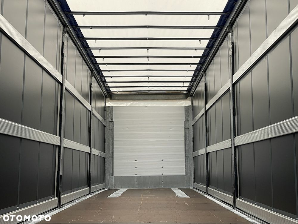 Schmitz Cargobull 2017**STANDARD**OŚ.POD**PALECIARA**JAK NOWA - 18