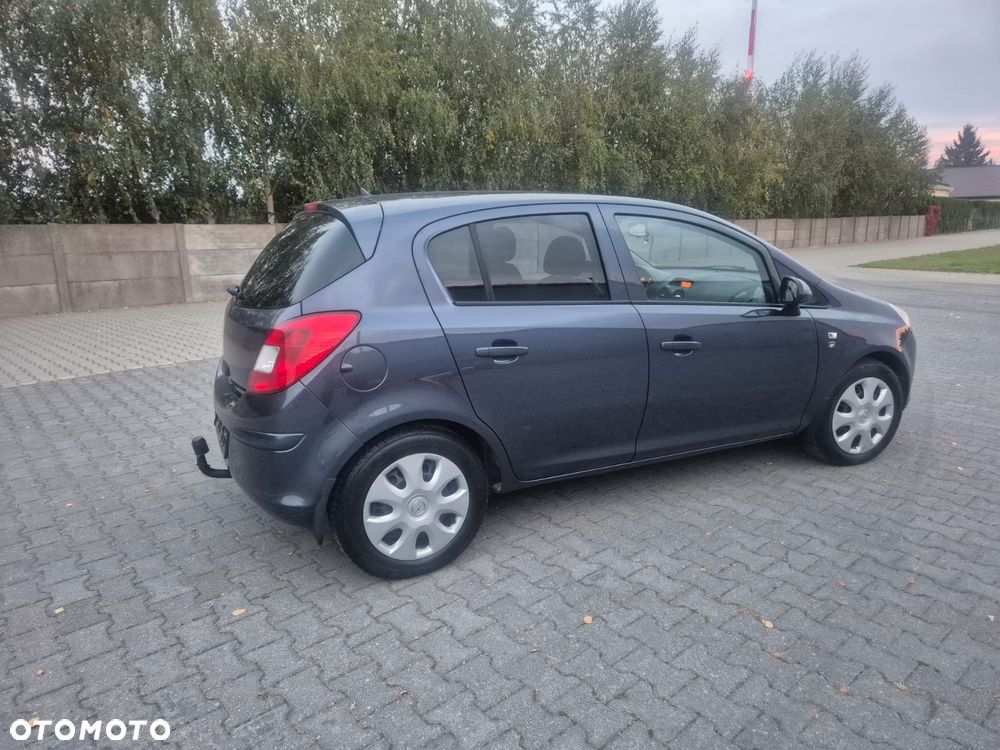 Opel Corsa - 8