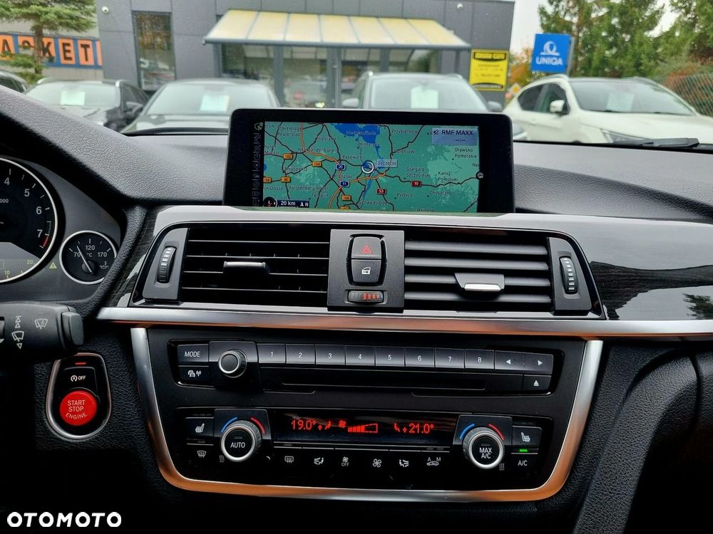 BMW Seria 3 328i Sport Line - 20