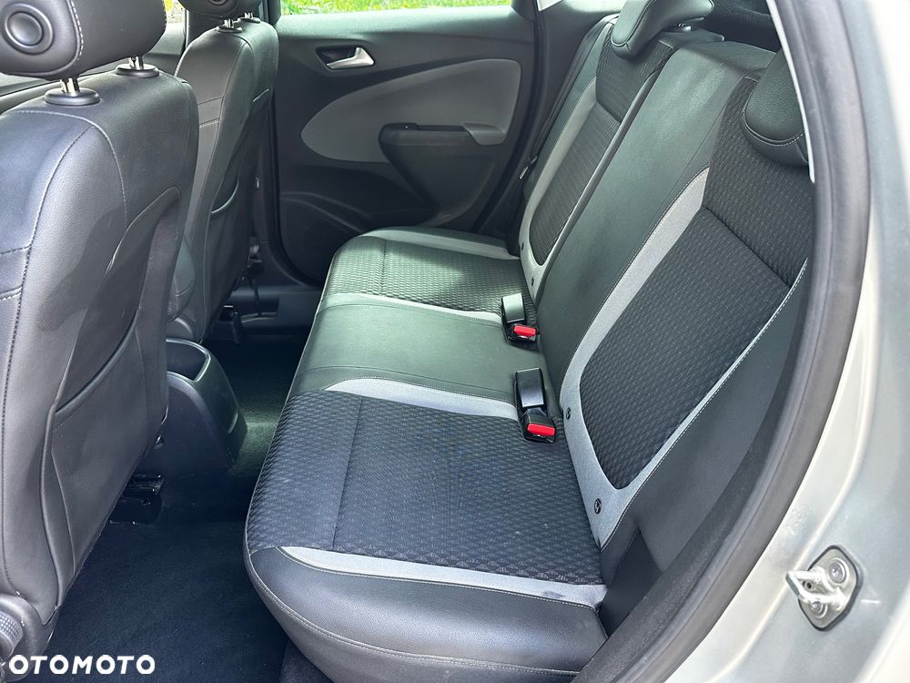 Opel Crossland X - 13