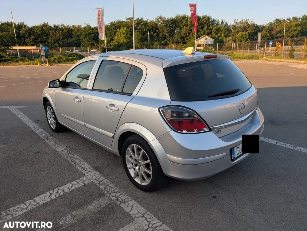 Opel Astra 1.6 Enjoy - 7