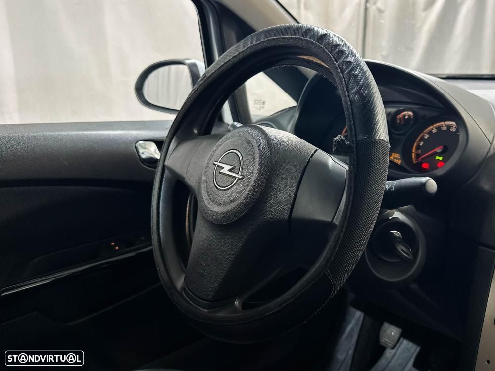 Opel Corsa Van 1.3CDTi 75cv - 21