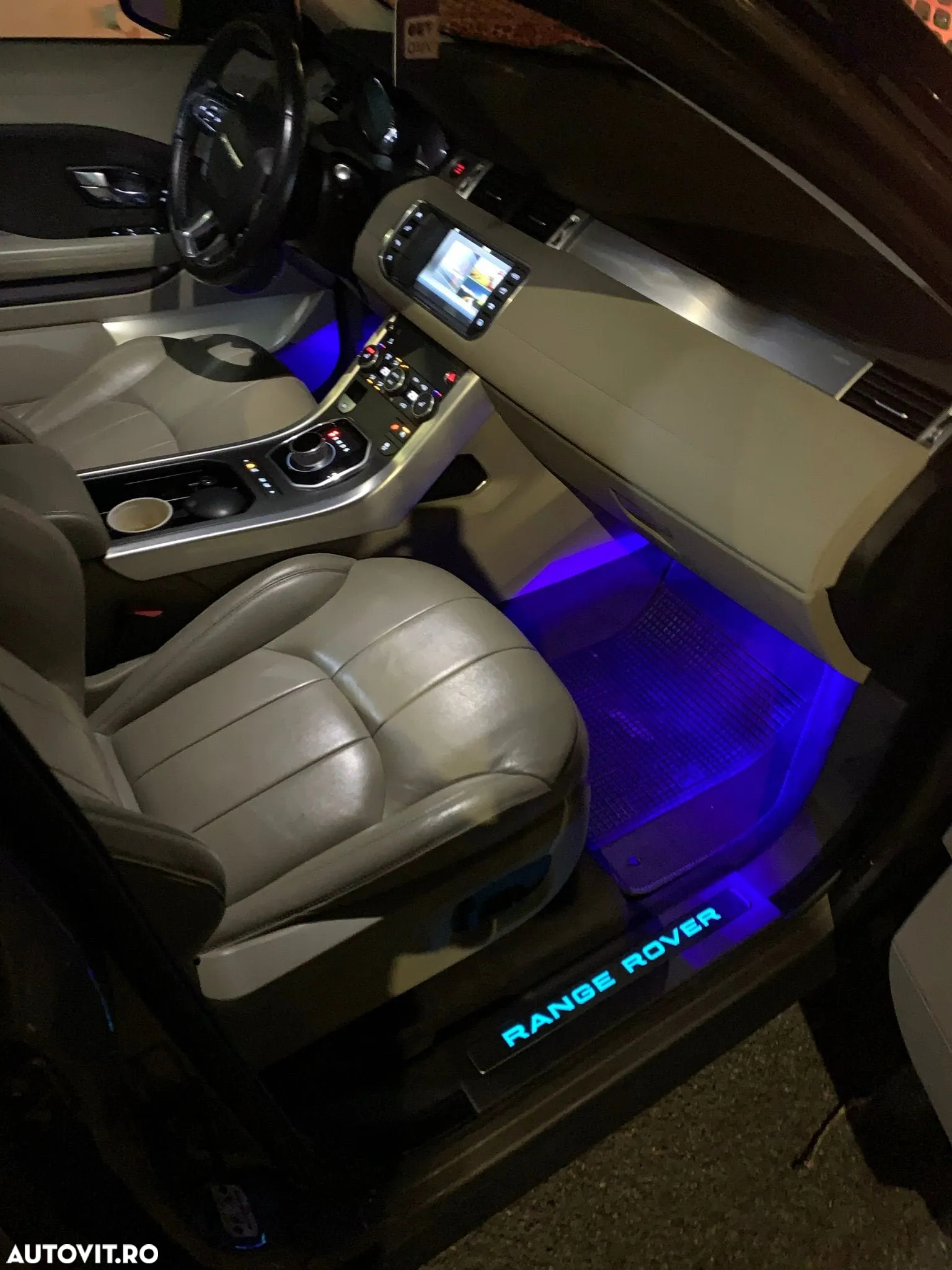 Land Rover Range Rover Evoque - 18