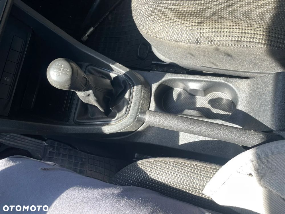 Volkswagen Caddy - 11