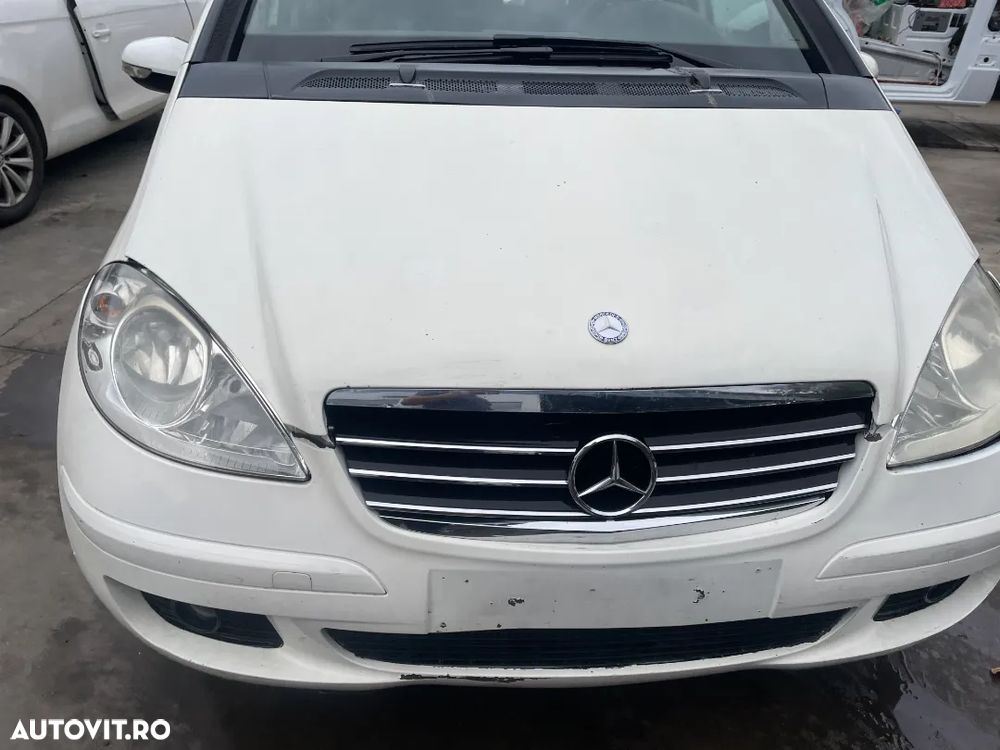 Dezmembram  Mercedes A-CLASS W169  180 CDi - 2