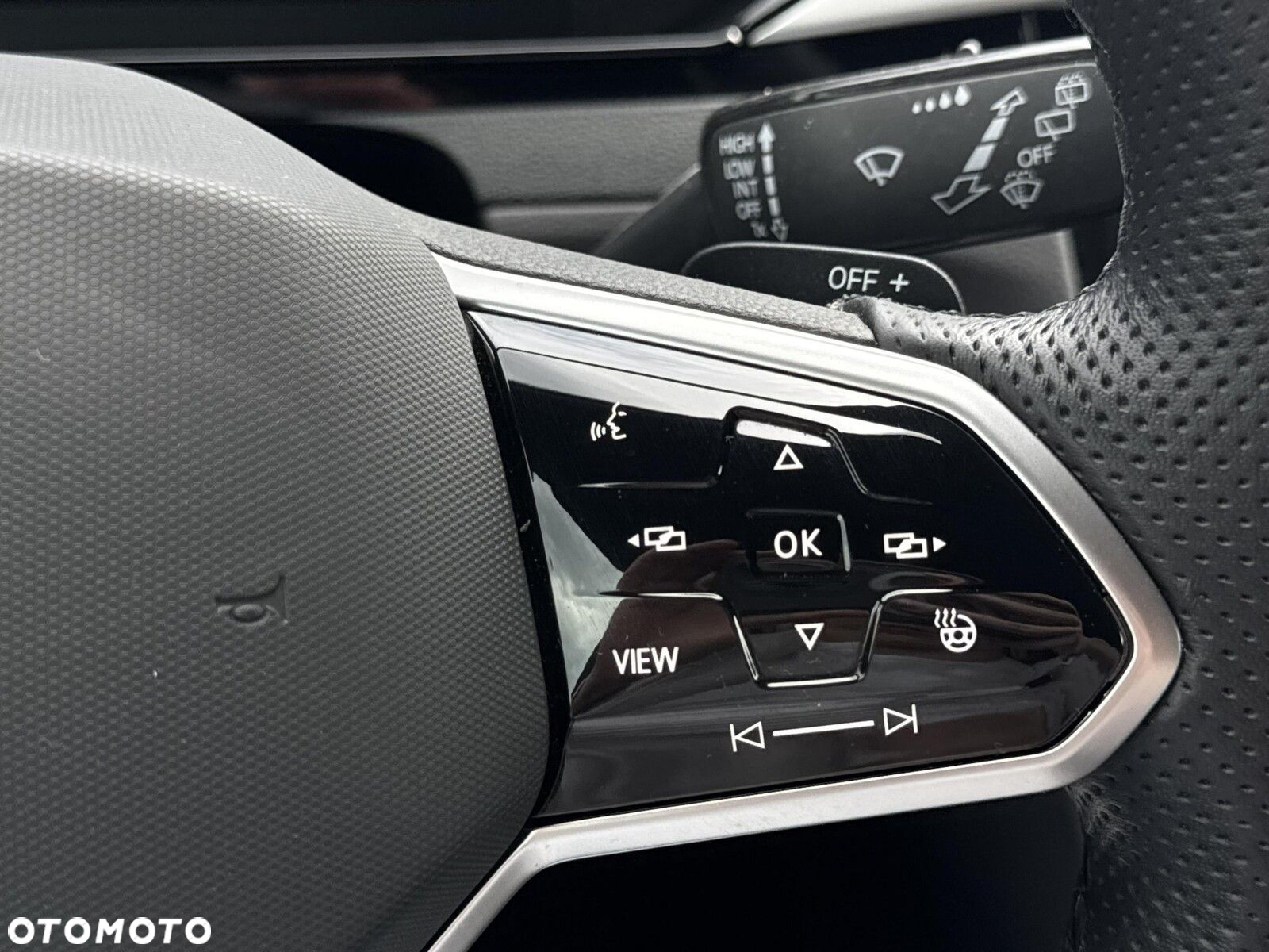 Volkswagen Arteon 2.0 TSI R-Line DSG - 26