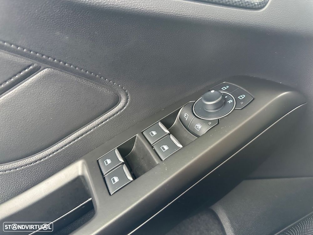 Ford Focus 1.0 EcoBoost MHEV ST-Line - 17