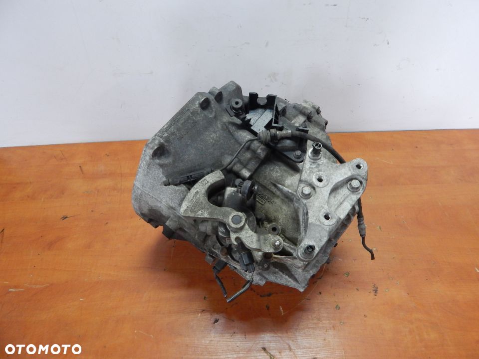skrzynia biegów 1.6 D2 115 Volvo v60 v50 v40 s40 s60 v70 6bieg10-15 Łuków części - 4