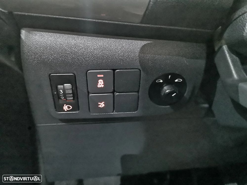 Citroën C-Elysée 1.2 VTi Seduction - 24