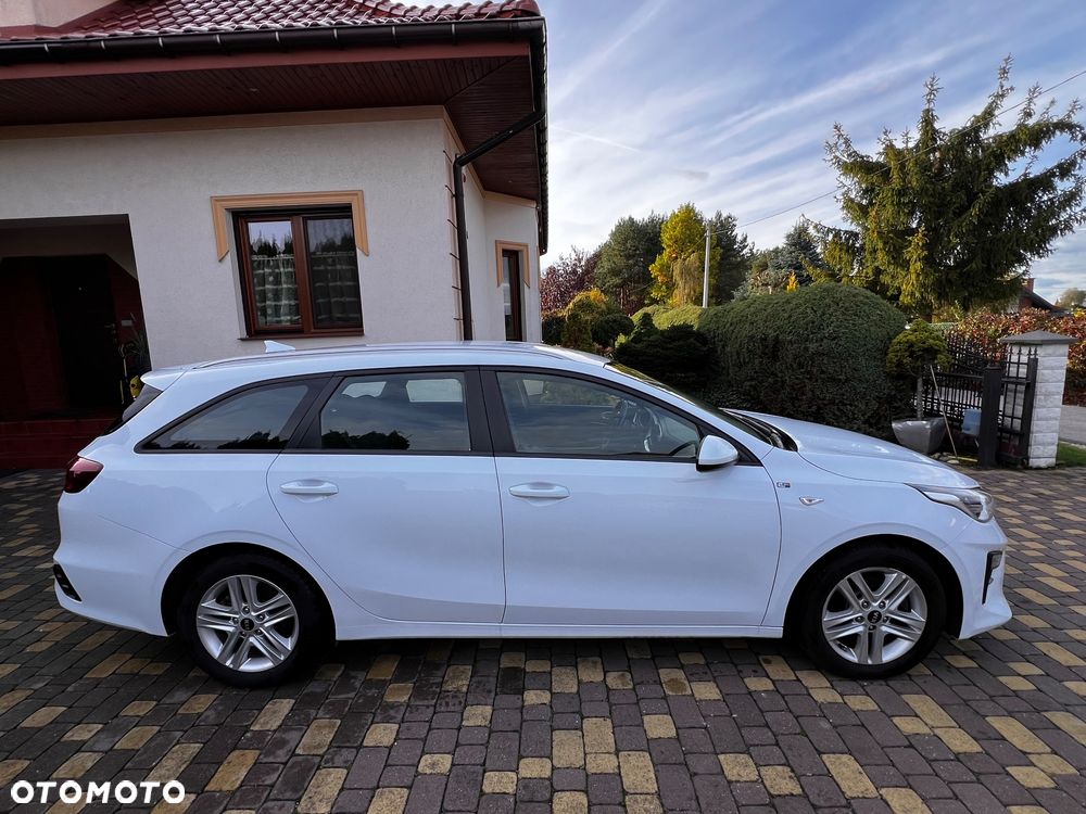 Kia Ceed 1.5 T-GDI Business Line - 8