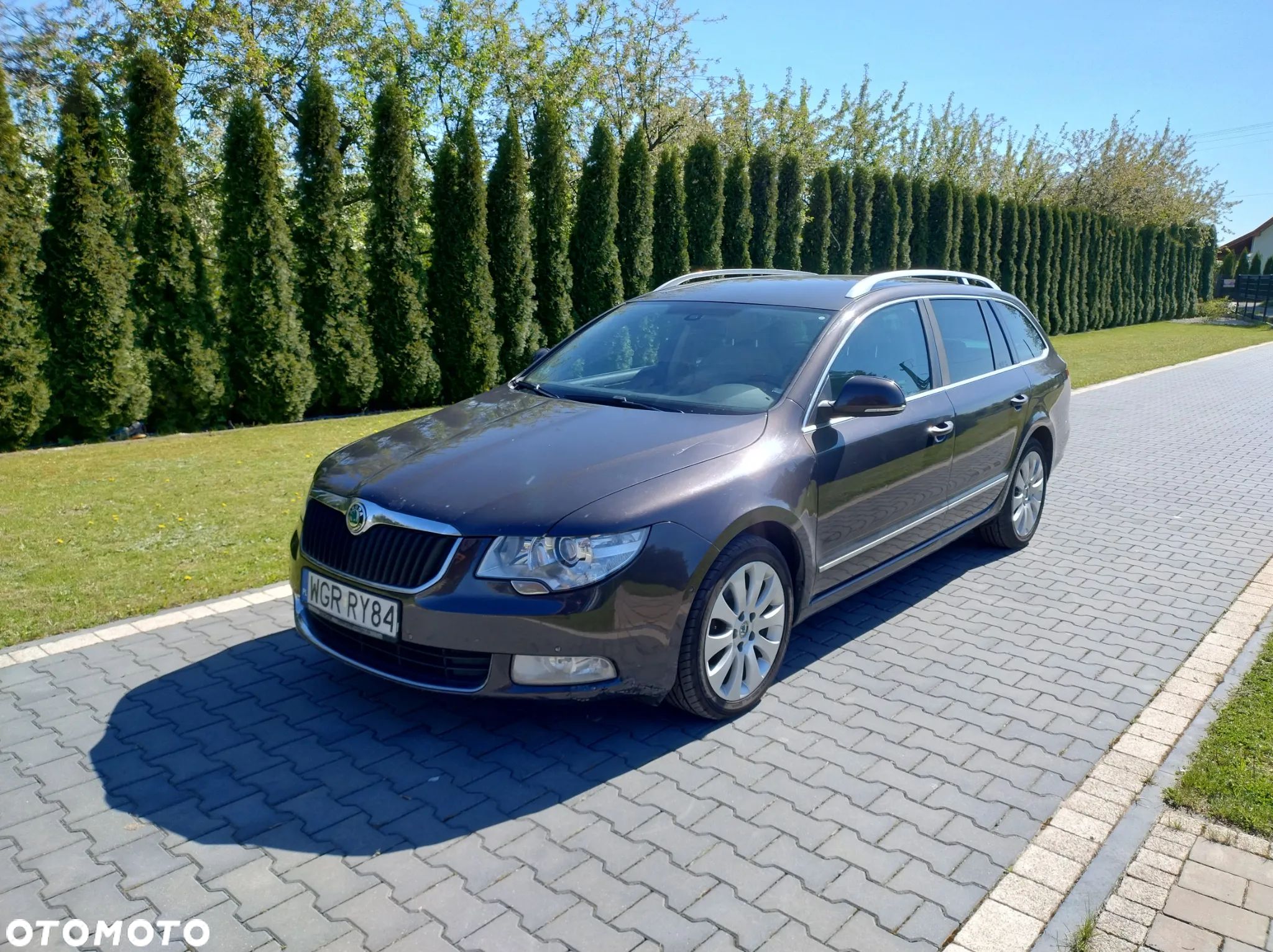 Skoda Superb Combi 2.0 TDI DSG Elegance - 1