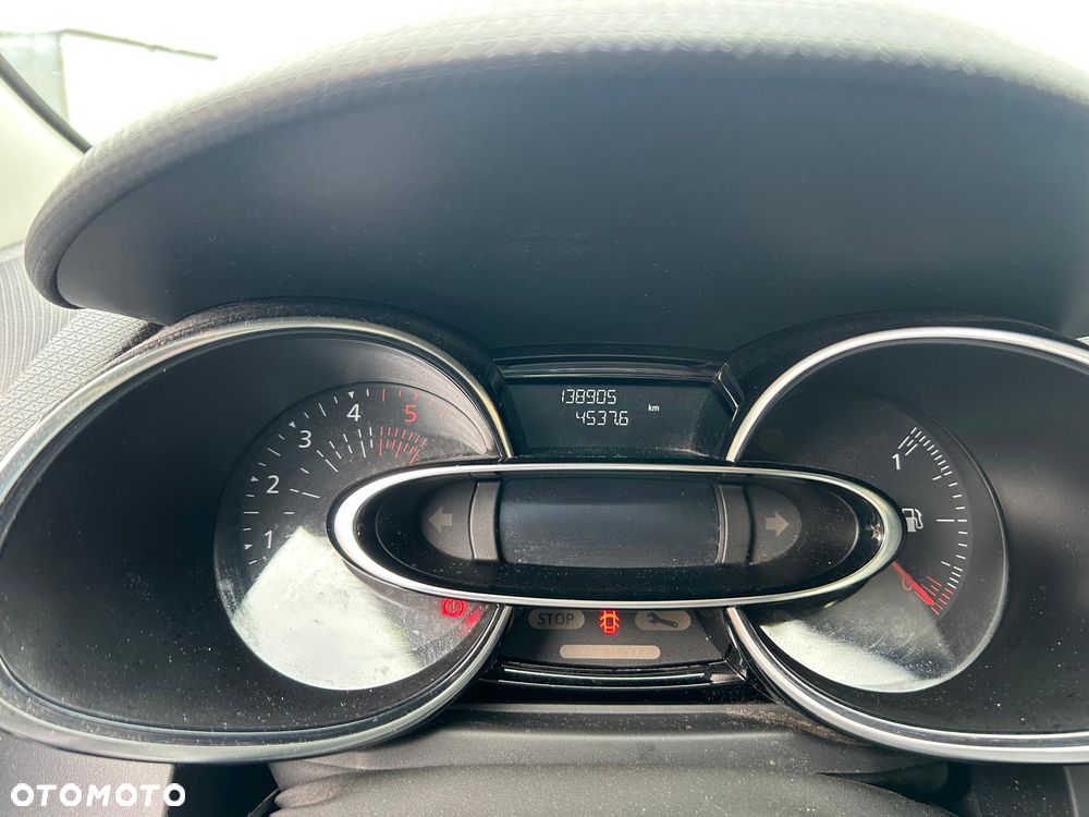 Renault Clio - 15