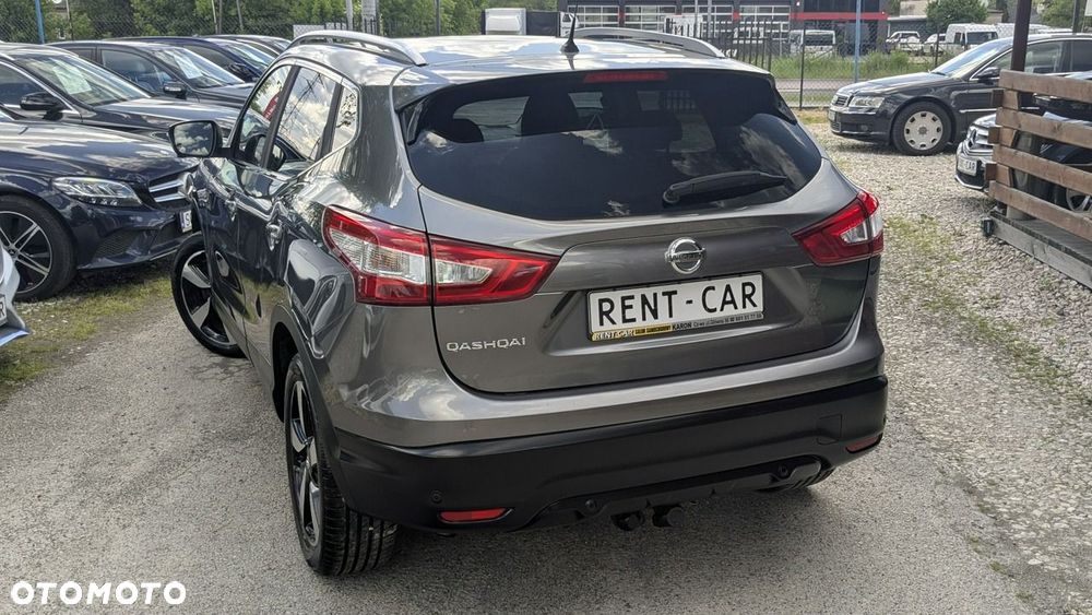 Nissan Qashqai - 10