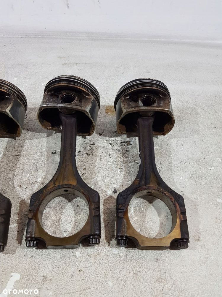 tłok korbowód 76l84+ r081 vw audi seat skoda 1.6 fsi blf - 3