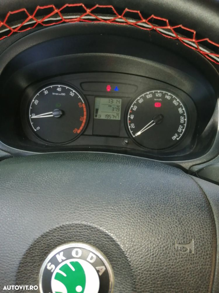 Skoda Fabia 1.2 HTP Ambiente - 5