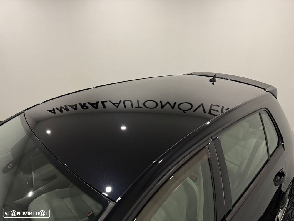 VW Golf 2.0 TDI Confortline - 16
