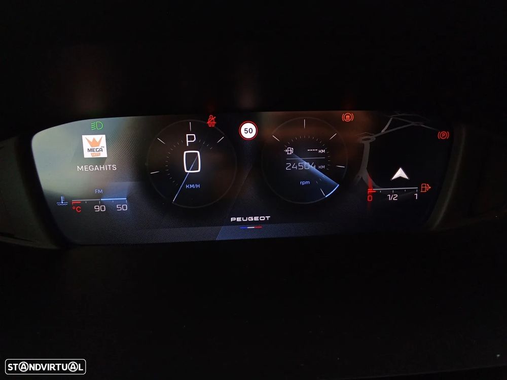 Peugeot 408 1.2 PureTech Allure EAT8 - 13