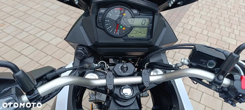 Suzuki V-STROM - 14