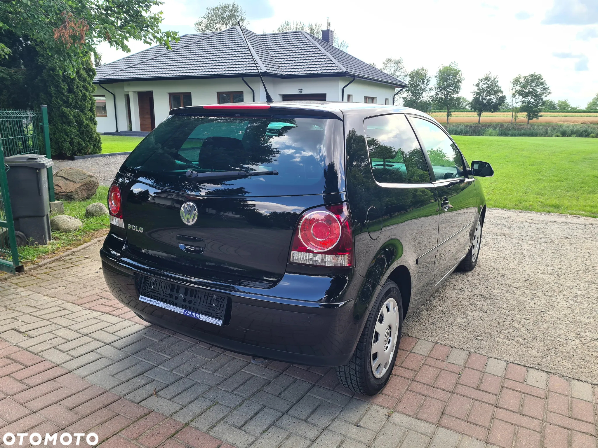 Volkswagen Polo - 11