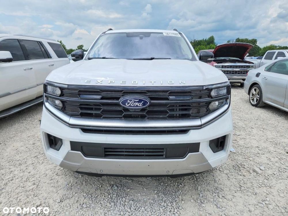 Ford Expedition - 6