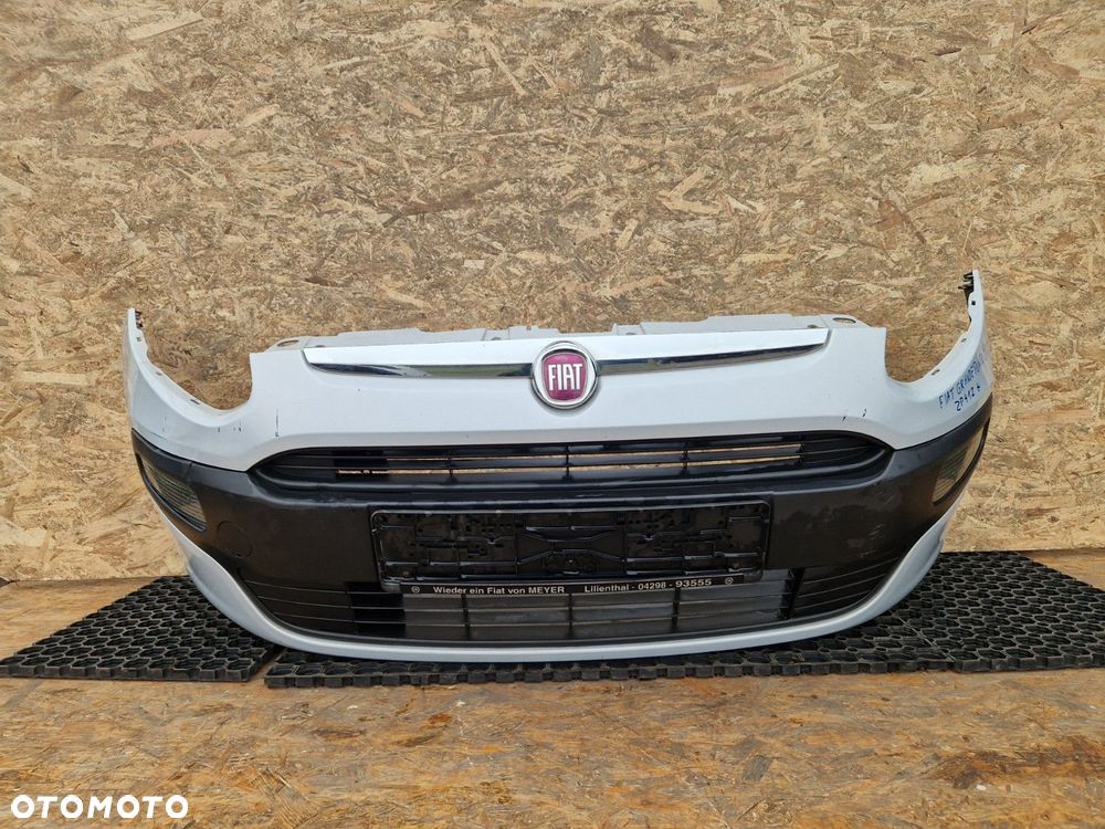 FIAT GRANDE PUNTO EVO 760/A ZDERZAK PRZÓD HALOGEN - 1