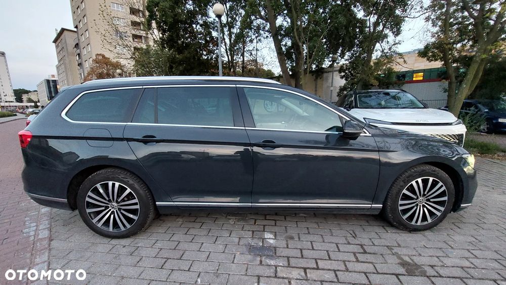 Volkswagen Passat 2.0 TDI EVO Elegance - 6