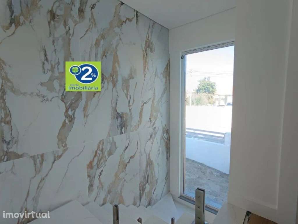 Moradia V4
Quintinhas, - Grande imagem: 4/15