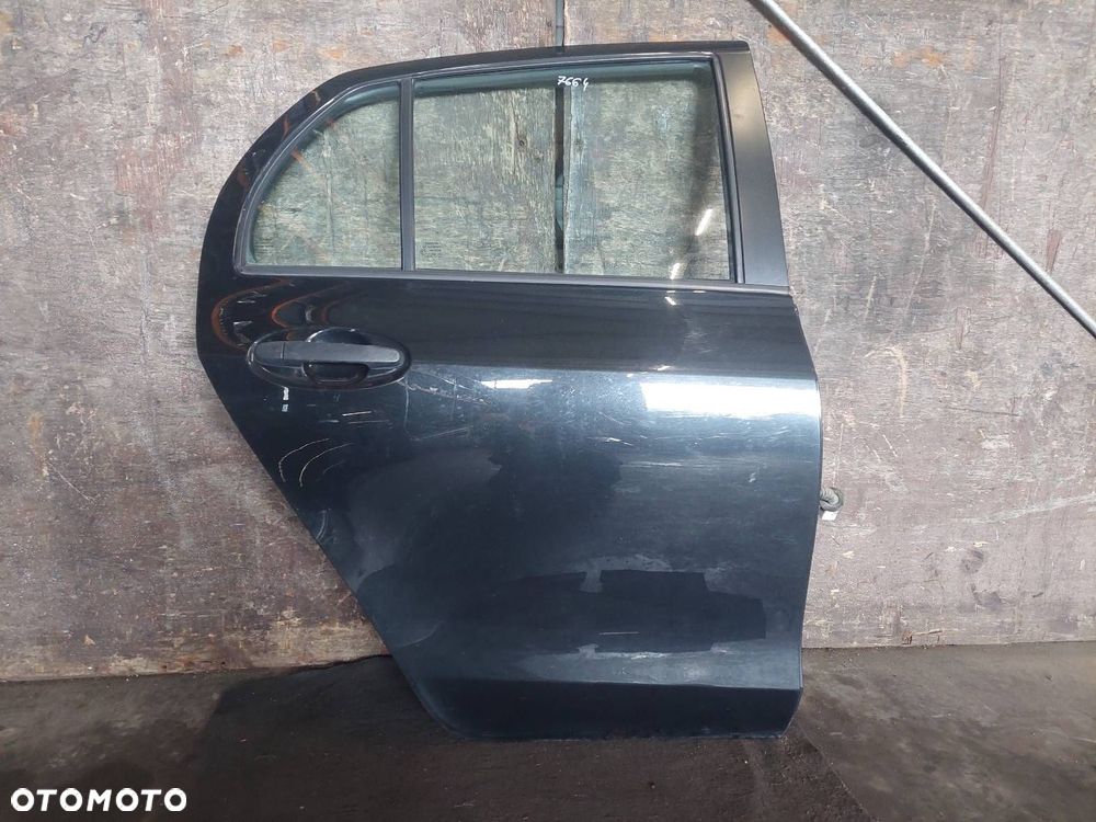DRZWI KOMPLETNE PRAWY TYŁ TOYOTA YARIS II LIFT 5D 209 - 1