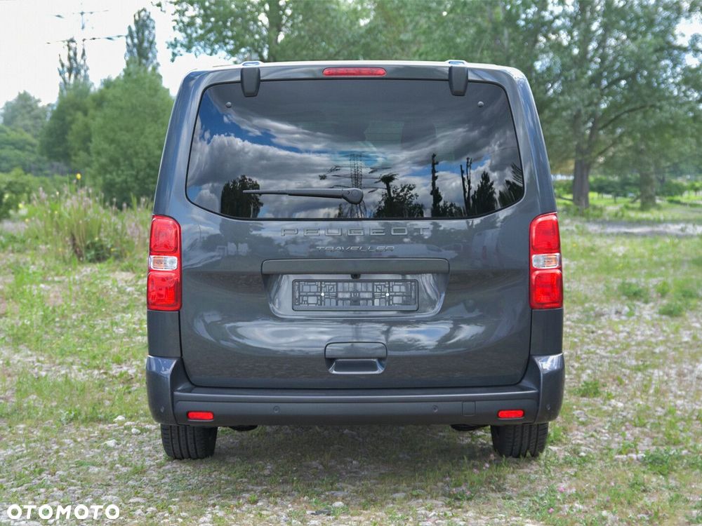 Peugeot Traveller - 6