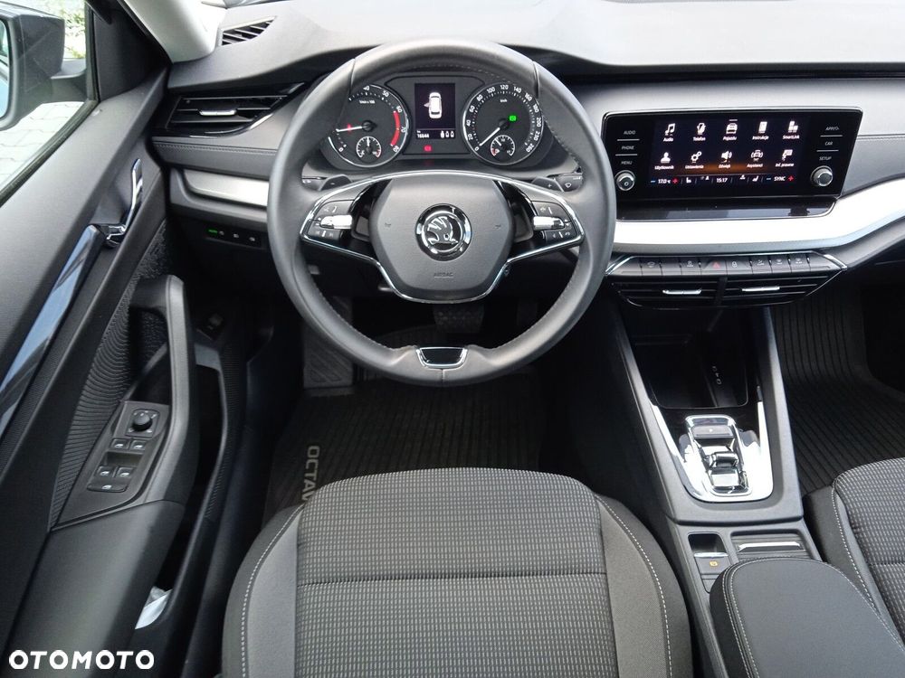 Skoda Octavia - 10