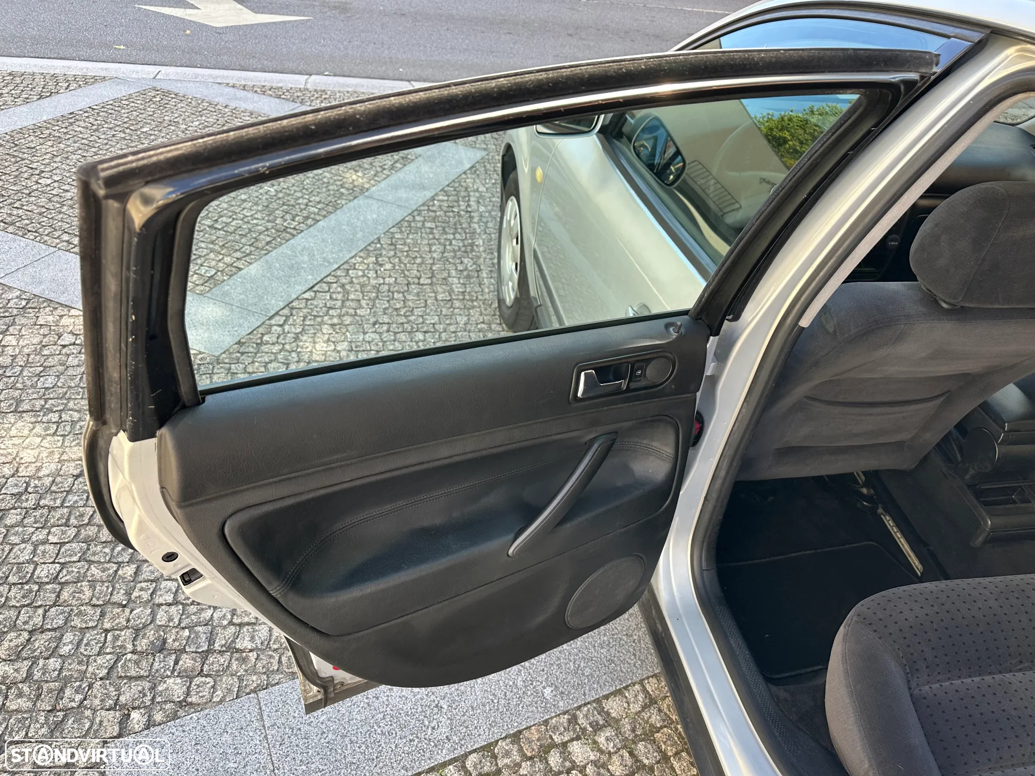 VW Passat 1.9 TDi Confortline Top - 16