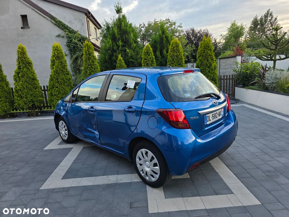 Toyota Yaris - 14