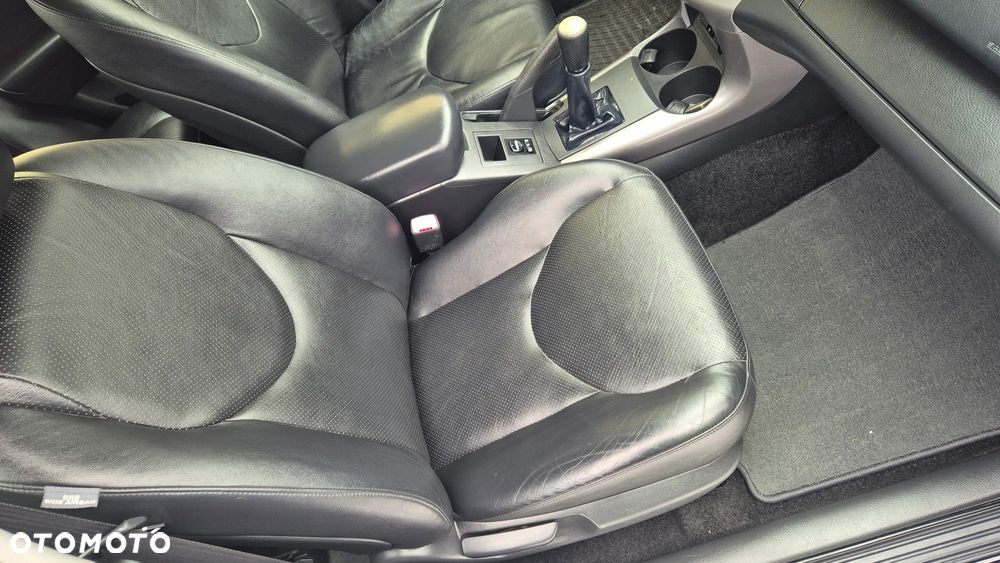 Toyota RAV4 2.0 VVT-i Premium - 24