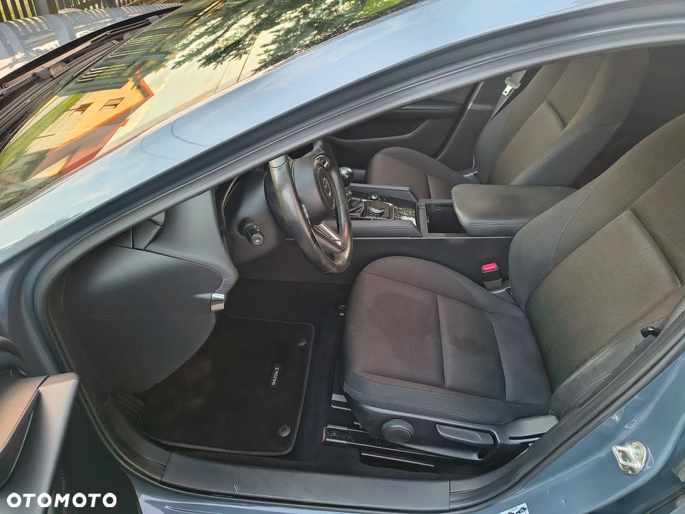 Mazda 3 e-SKYACTIV-G 122 M HYBRID EXCLUSIVE-LINE - 31