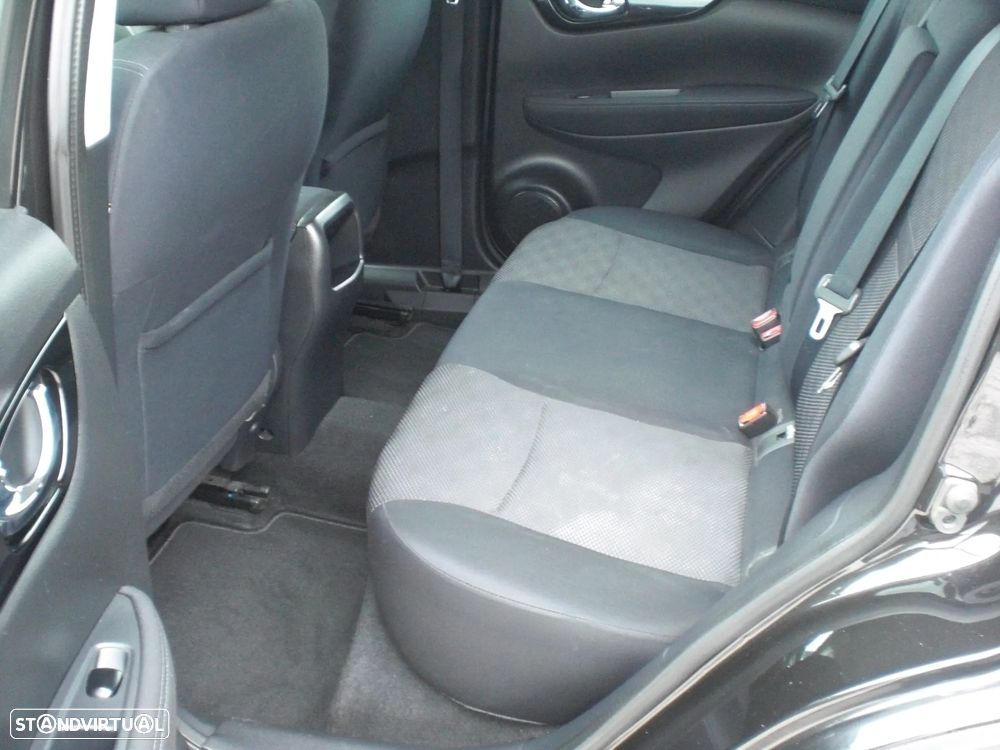 Nissan Qashqai 1.5 dCi Tekna Premium 17 129g - 12