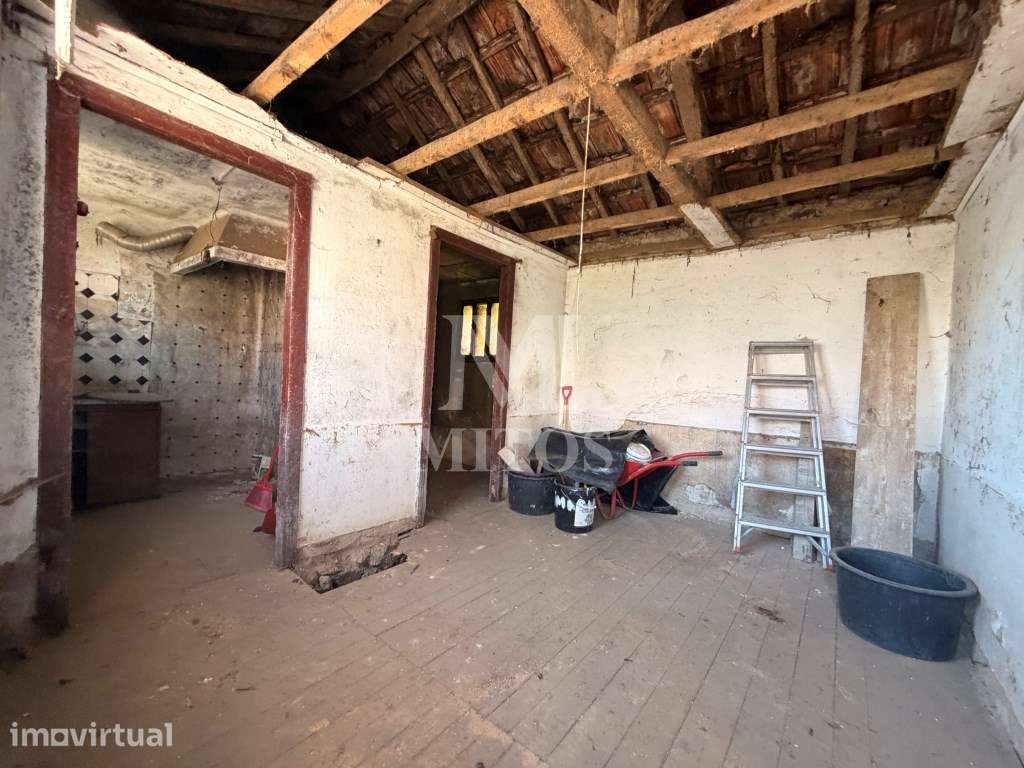 Moradia para restauro à venda em Monserrate - Viana do Castelo - Grande imagem: 5/7
