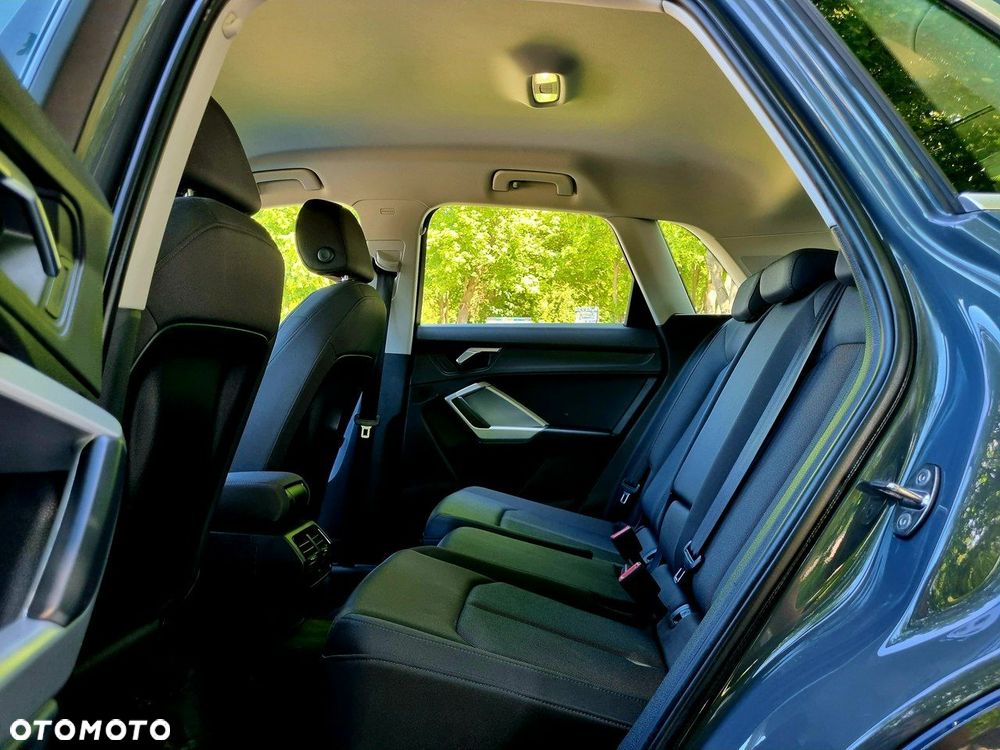Audi Q3 35 TFSI S tronic - 13